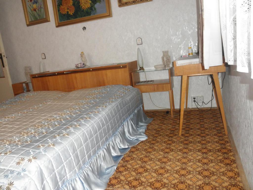 Pension U Kaktusu Карлови Вари Стая снимка